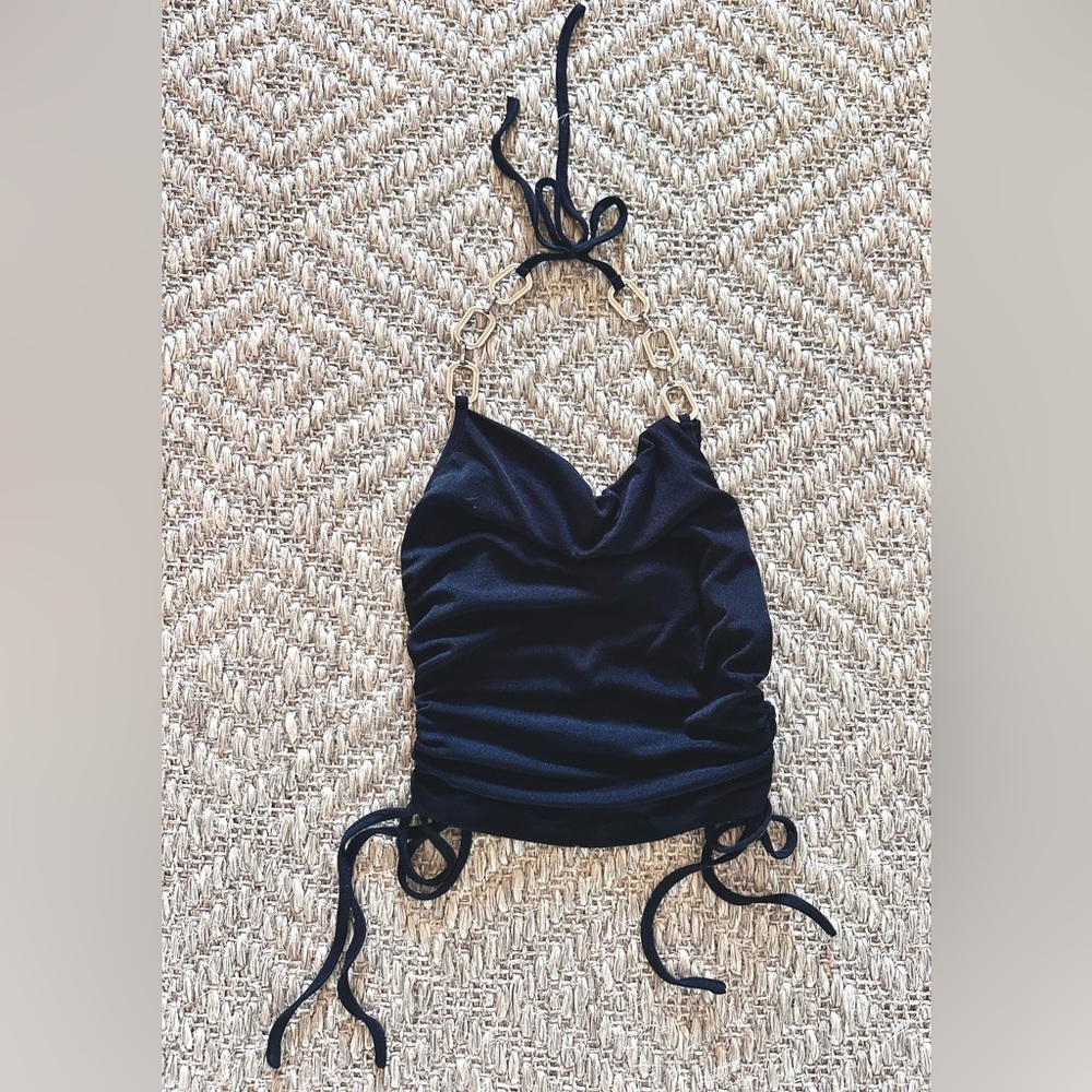 I.AM.GIA Sleek Black Top